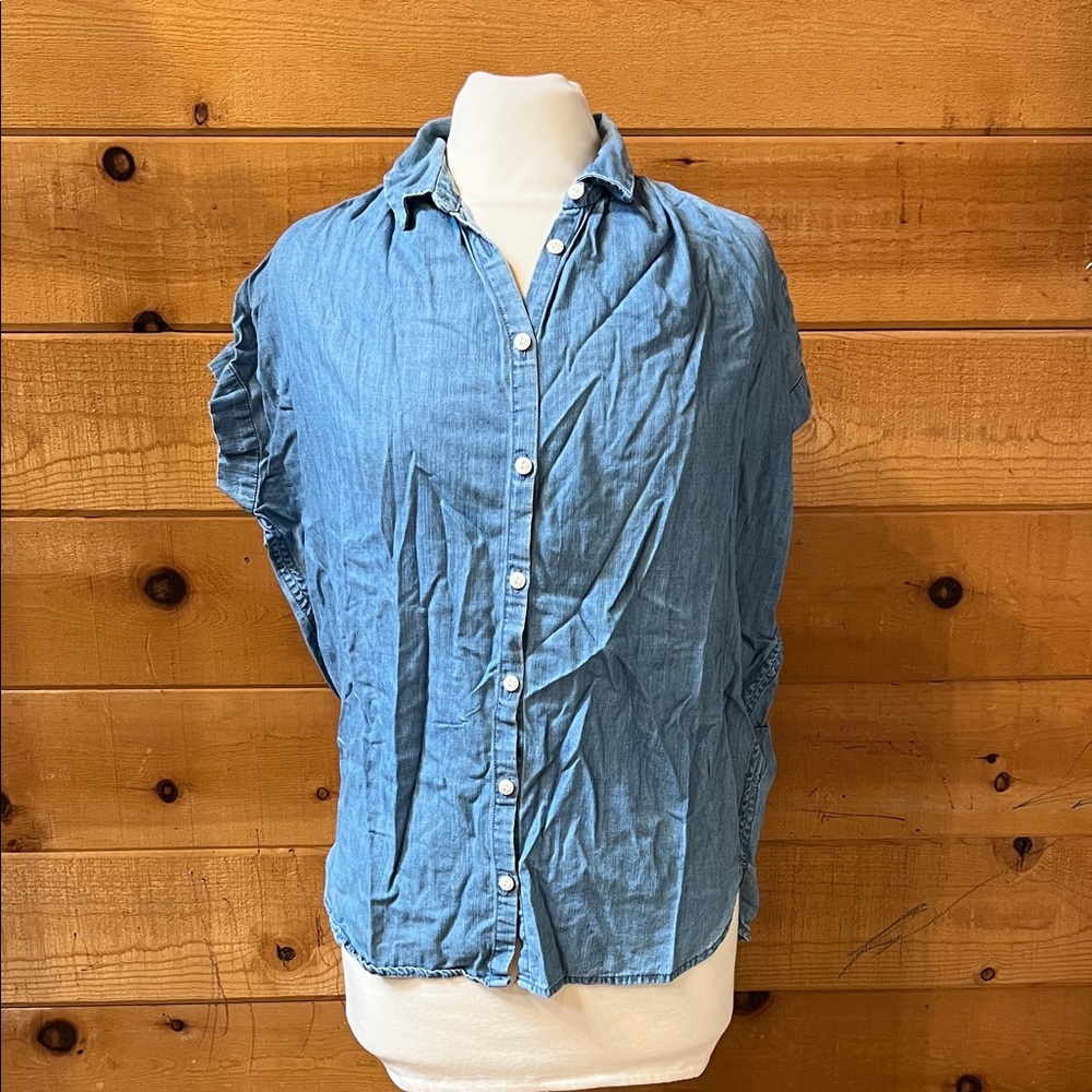 Madewell cap-sleeve chambray button-down shirt
